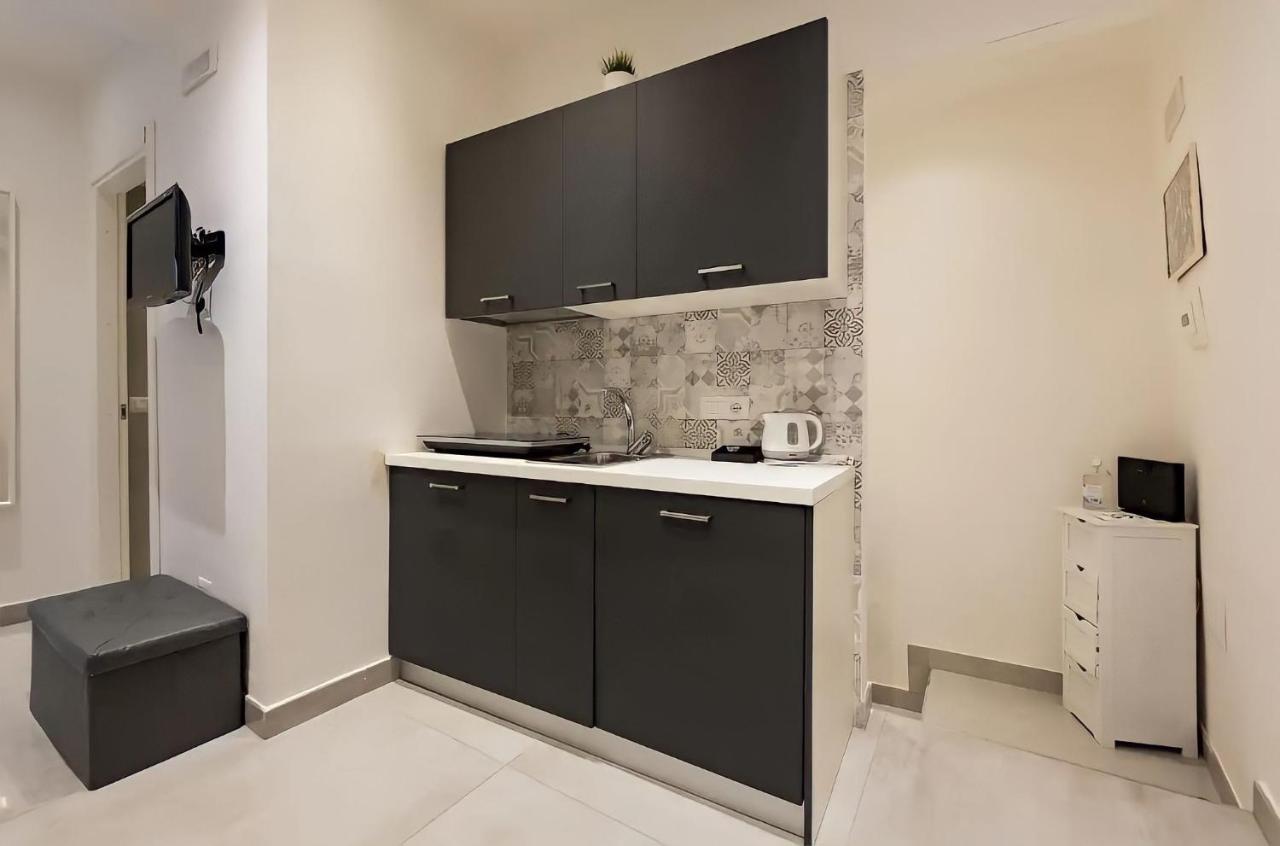 Casa Vacanze Santa Teresella 40 나폴리 외부 사진