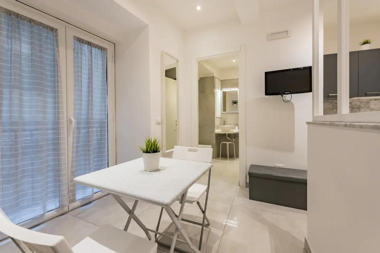 Casa Vacanze Santa Teresella 40 나폴리 외부 사진